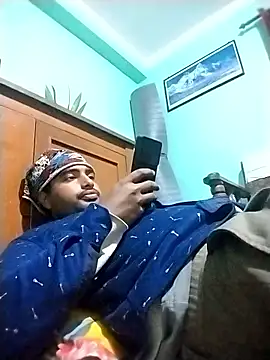 Snapshot of SweetFatBoy chatting on 01/15/26, 04:21 SweetFatBoy online show from 01/15/26, 04:21