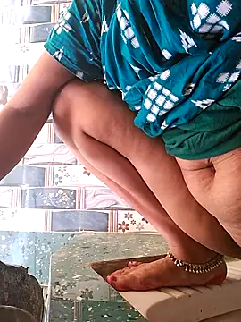 HotSexyBoudi online show from 04/19/26, 08:04