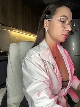 Melisa Ester online show from 10/16/25, 03:42