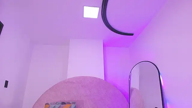 vale ross  online show from 02/07/26, 03:03