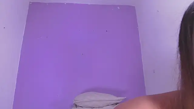 vale ross  online show from 11/28/25, 03:07