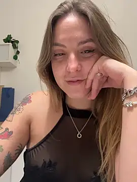 LiliMorganxxx online show from 12/03/25, 10:42