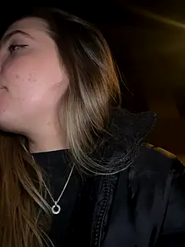 LiliMorganxxx online show from 11/26/25, 10:10