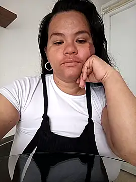 Julieta-tits online show from 04/13/26, 11:36