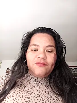 Julieta-tits online show from 04/14/26, 02:33