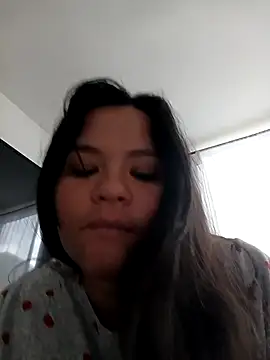 Snapshot of Julieta-tits chatting on 02/16/26, 01:32 Julieta-tits online show from 02/16/26, 01:32