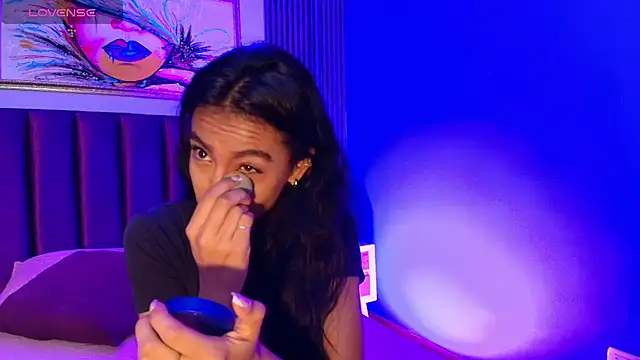 Snapshot of Tamaraakins chatting on 09/10/25, 12:37 Tamaraakins online show from 09/10/25, 12:37