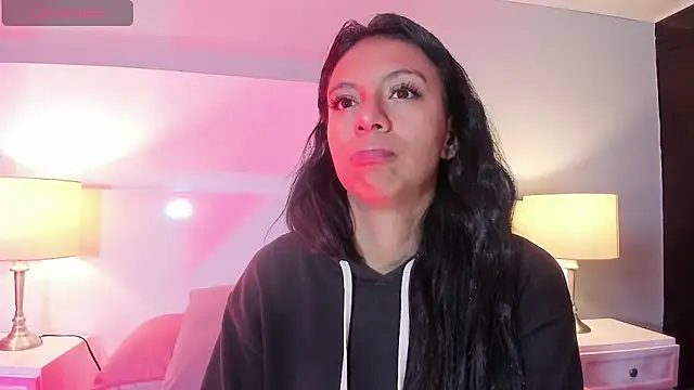 Tamaraakins online show from 10/24/25, 01:10