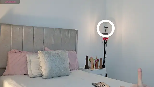 1m megan online show from 04/19/26, 03:51