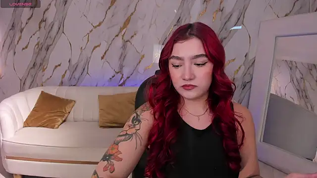 ViolettCastel online show from 10/20/25, 07:14