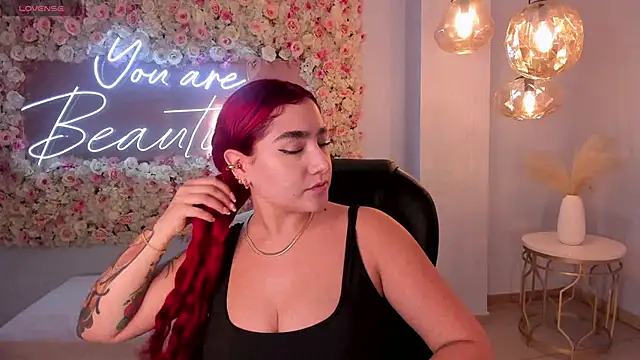 ViolettCastel online show from 09/24/25, 06:47