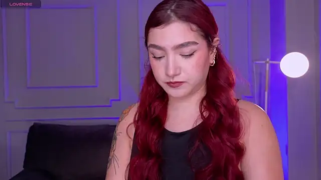 ViolettCastel online show from 03/13/26, 07:08