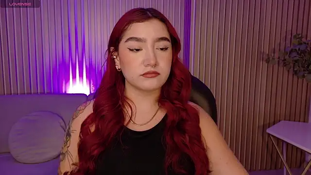 ViolettCastel online show from 11/07/25, 07:29