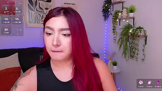 ViolettCastel online show from 04/10/26, 08:16