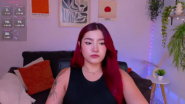 Snapshot of ViolettCastel chatting on 05/05/26, 10:46 ViolettCastel online show from 05/05/26, 10:46