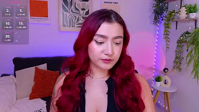 Snapshot of ViolettCastel chatting on 05/16/26, 09:03 ViolettCastel online show from 05/16/26, 09:03