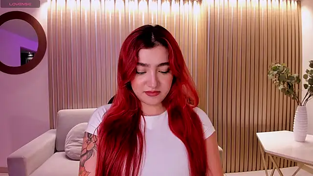 ViolettCastel online show from 09/12/25, 07:35