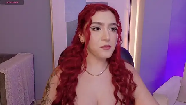 ViolettCastel online show from 11/12/25, 07:40