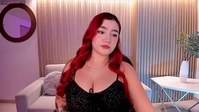 ViolettCastel online show from 09/08/25, 06:40