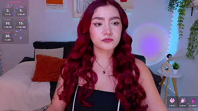 Snapshot of ViolettCastel chatting on 06/20/26, 12:26 ViolettCastel online show from 06/20/26, 12:26