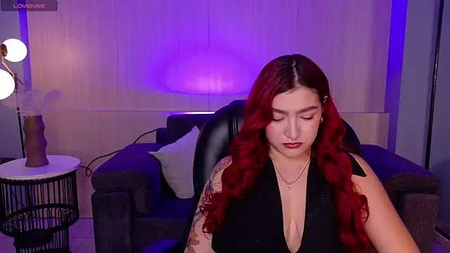 ViolettCastel online show from 02/11/26, 07:47