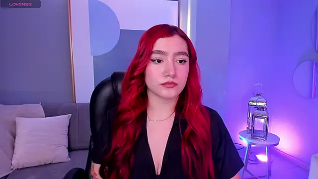 ViolettCastel online show from 03/05/25, 07:17