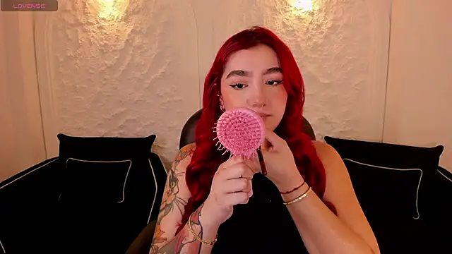 ViolettCastel online show from 10/12/25, 04:52