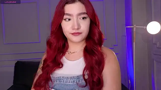 ViolettCastel online show from 03/11/26, 07:19