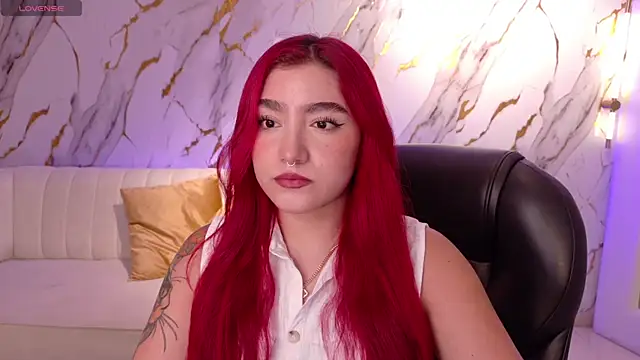 ViolettCastel online show from 12/16/25, 06:45