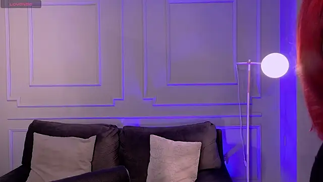 ViolettCastel online show from 03/10/26, 07:29