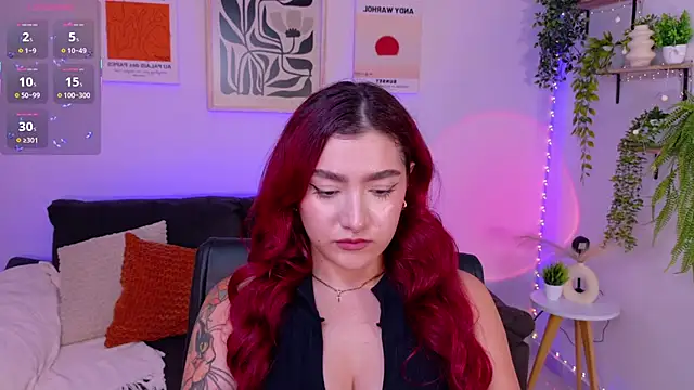 Snapshot of ViolettCastel chatting on 05/16/26, 08:52 ViolettCastel online show from 05/16/26, 08:52