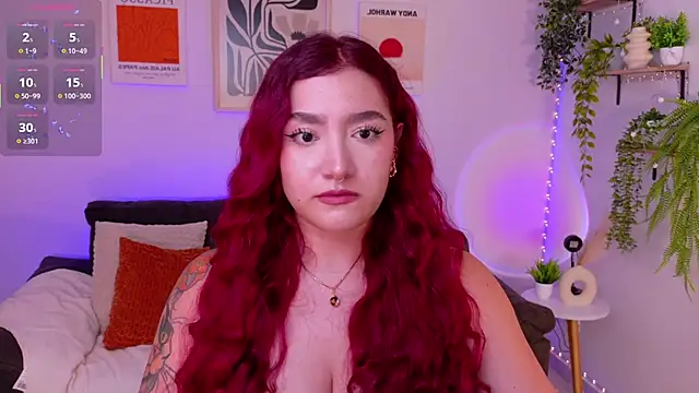 Snapshot of ViolettCastel chatting on 06/01/26, 07:24 ViolettCastel online show from 06/01/26, 07:24
