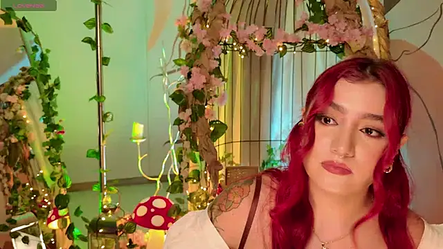 ViolettCastel online show from 10/29/25, 09:25