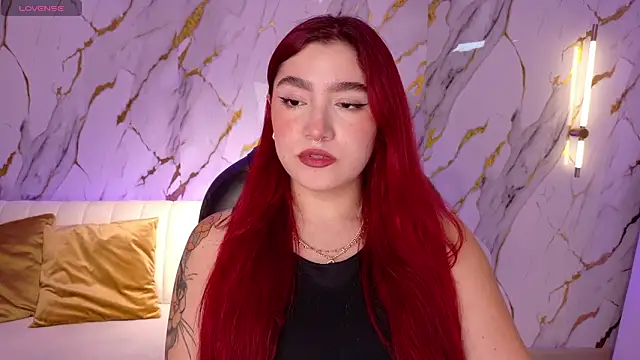 ViolettCastel online show from 02/17/26, 06:16