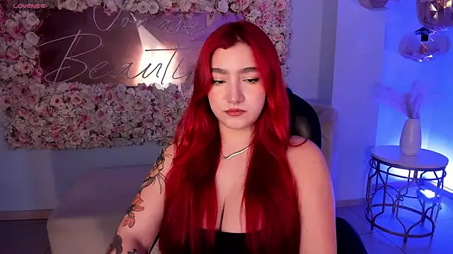 ViolettCastel online show from 09/26/25, 07:32