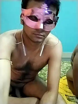 Snapshot of ANUBHABI chatting on 03/08/25, 03:45 ANUBHABI online show from 03/08/25, 03:45