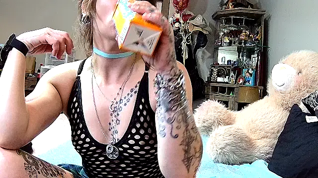 ZeelaXoXo online show from 02/19/26, 05:37