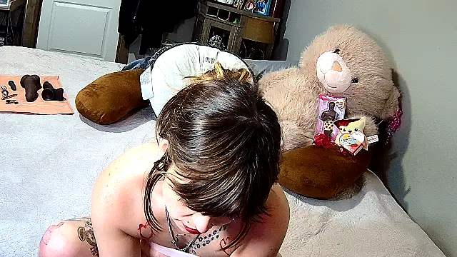 ZeelaXoXo online show from 02/15/26, 05:41