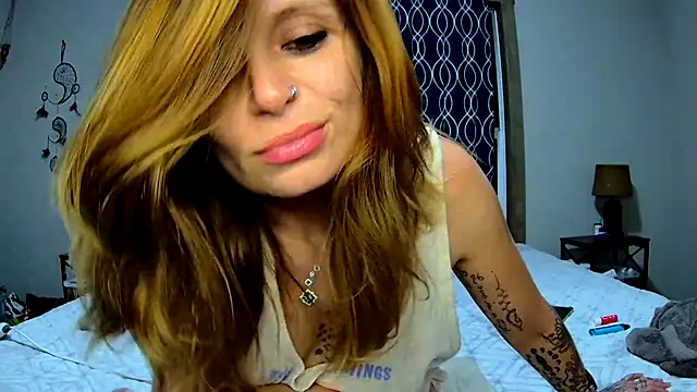 Snapshot of ZeelaXoXo chatting on 12/03/24, 08:55 ZeelaXoXo online show from 12/03/24, 08:55