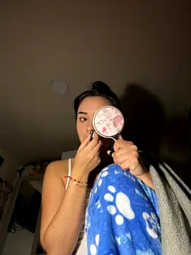 Kimmymadison- online show from 10/15/25, 09:12