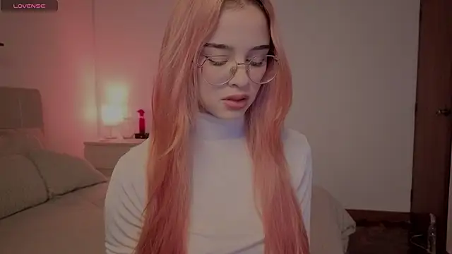 Roxxy mora online show from 01/09/26, 10:17