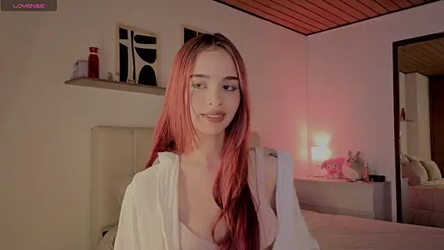 Roxxy mora online show from 11/27/25, 10:10