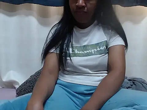Snapshot of Linda_sexy chatting on 06/15/26, 07:19 Linda sexy online show from 06/15/26, 07:19