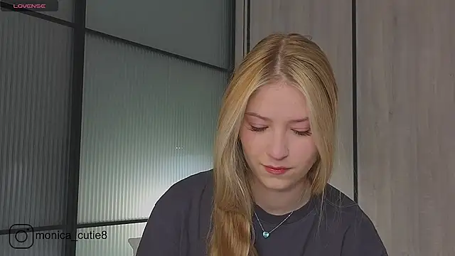 Monikacutie online show from 03/03/25, 04:10