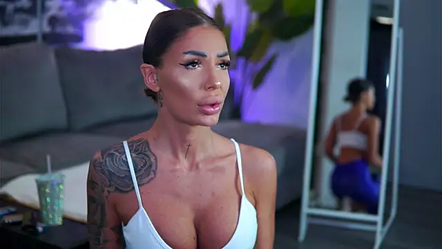 RaquelleVon online show from 02/10/26, 10:14