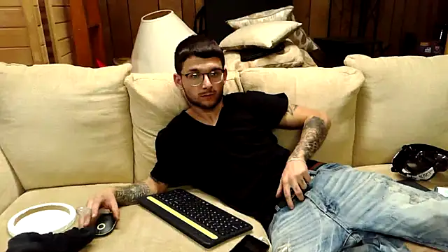 hungkubenski online show from 11/01/25, 09:03