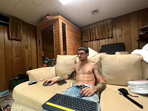 hungkubenski online show from 10/22/25, 10:36