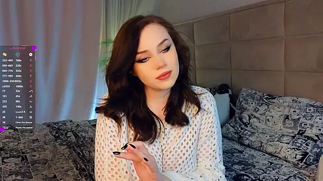 AsteriaHamel online show from 02/26/25, 01:11