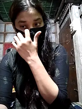 Snapshot of Aruyeshi- chatting on 09/25/25, 03:34 Aruyeshi- online show from 09/25/25, 03:34