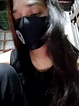 Snapshot of Aruyeshi- chatting on 10/12/25, 02:29 Aruyeshi- online show from 10/12/25, 02:29